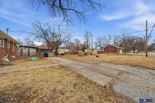 5701 Gladstone Street, Lincoln, NE 68507