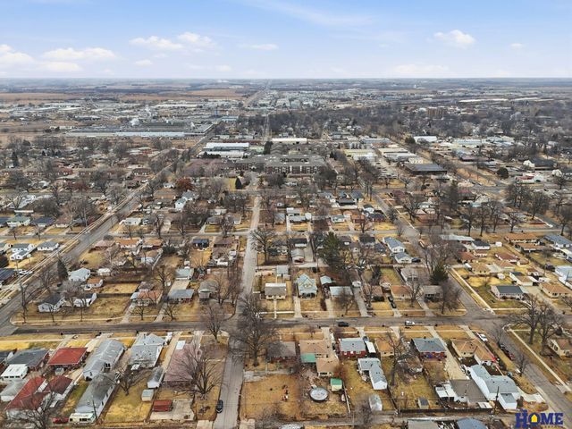 5701 Gladstone Street, Lincoln, NE 68507