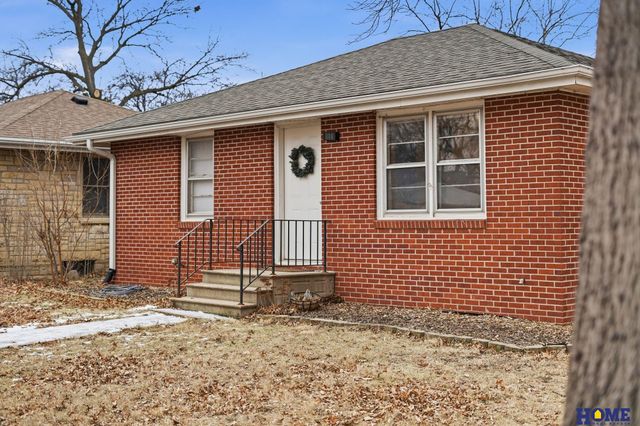 5701 Gladstone Street, Lincoln, NE 68507