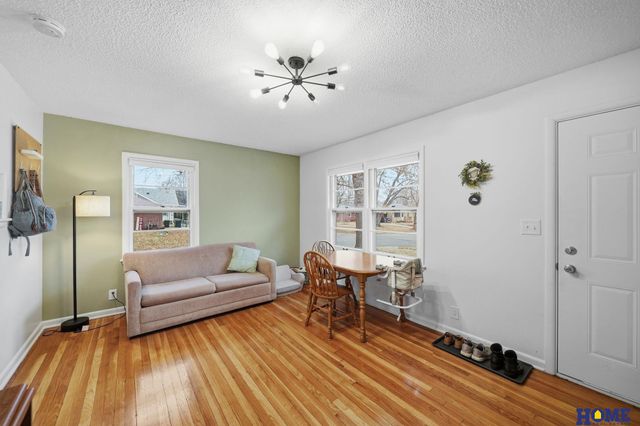 5701 Gladstone Street, Lincoln, NE 68507