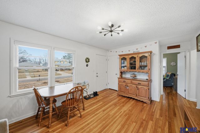 5701 Gladstone Street, Lincoln, NE 68507