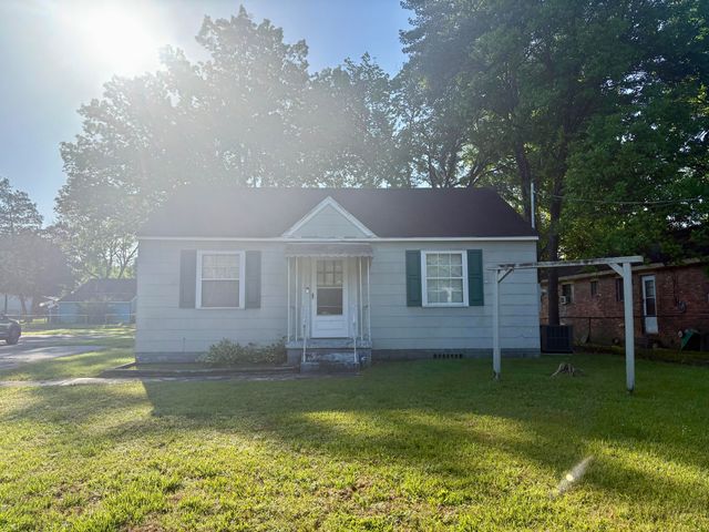 1304 Sewanee Drive, Chattanooga, TN 37412