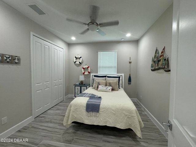 903 Coral Reef Way, Daytona Beach, FL 32124