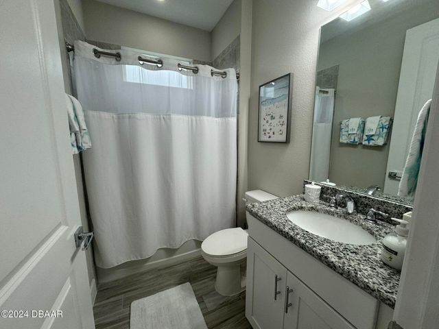 903 Coral Reef Way, Daytona Beach, FL 32124