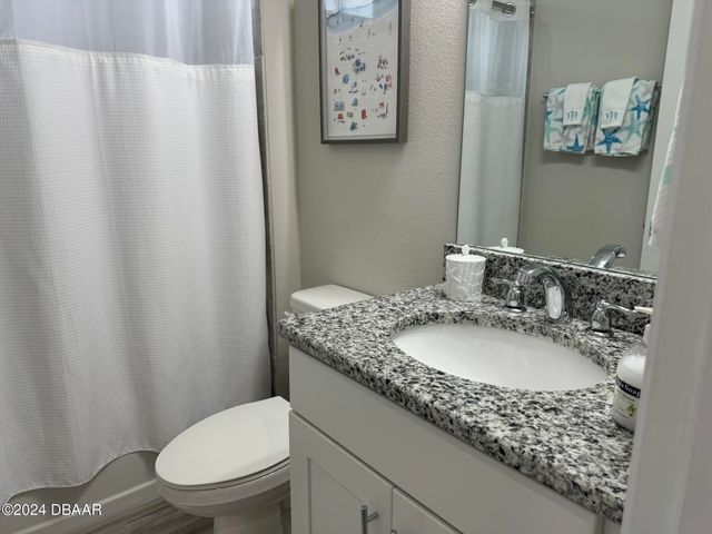 903 Coral Reef Way, Daytona Beach, FL 32124