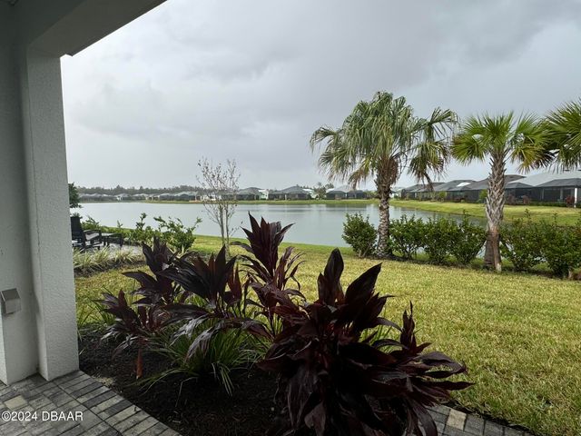 903 Coral Reef Way, Daytona Beach, FL 32124