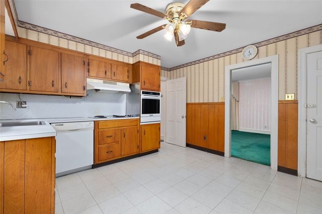 35 New Clark Road, Cumberland, RI 02864