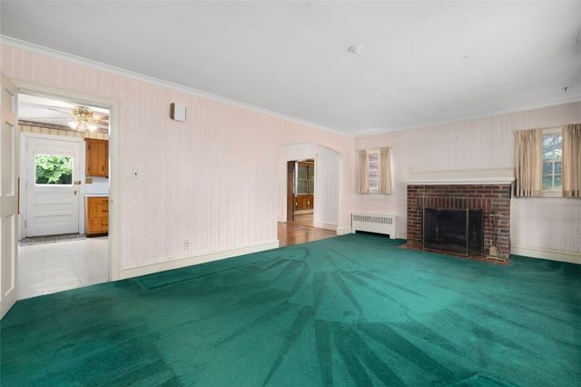 35 New Clark Road, Cumberland, RI 02864