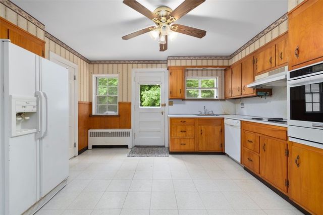 35 New Clark Road, Cumberland, RI 02864