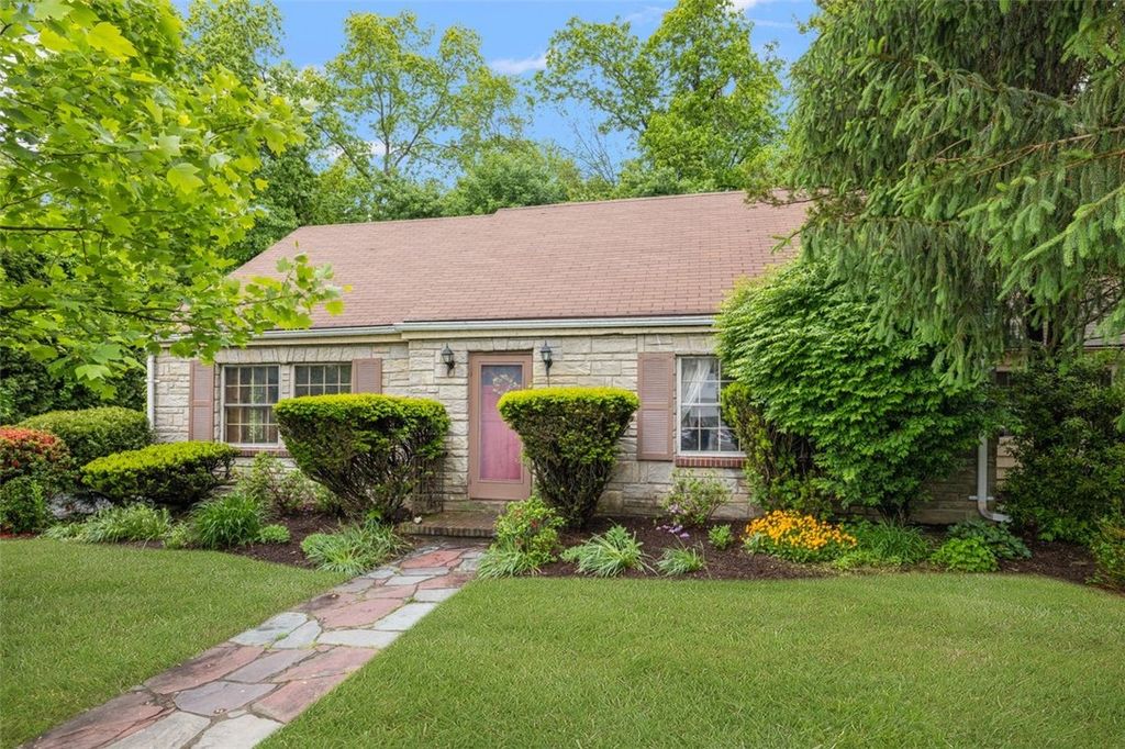 35 New Clark Road, Cumberland, RI 02864