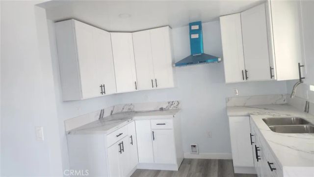 295 Sparks, Bakersfield, CA 93307