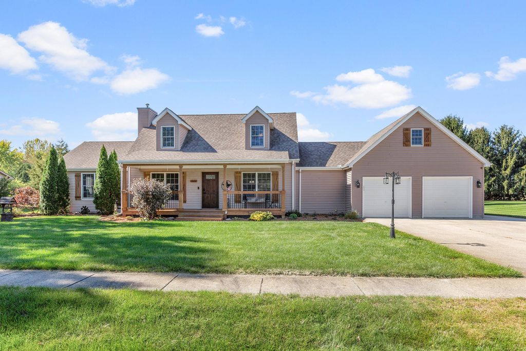 11652 N Michelle Drive, Wheatfield, IN 46392