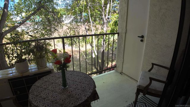 6330 Genesee Ave 213, San Diego, CA 92122