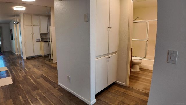 6330 Genesee Ave 213, San Diego, CA 92122