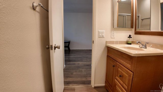 6330 Genesee Ave 213, San Diego, CA 92122