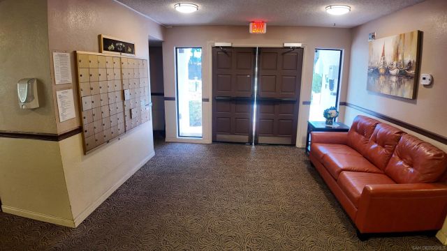 6330 Genesee Ave 213, San Diego, CA 92122