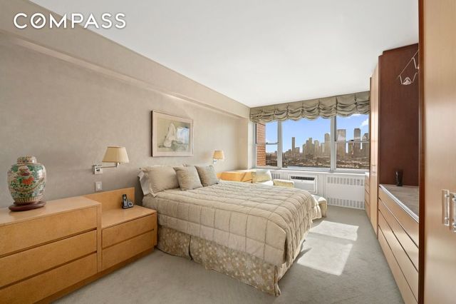 25 Sutton Pl S Apt 18M, New York City, NY 10022