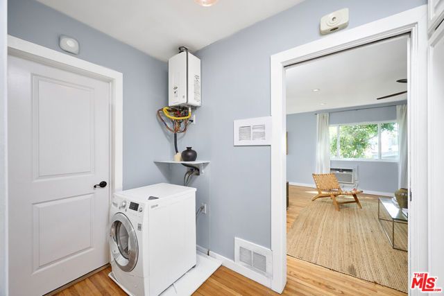 1835 7th Street D, Santa Monica, CA 90401