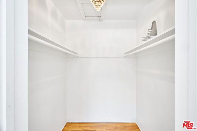 1835 7th Street D, Santa Monica, CA 90401