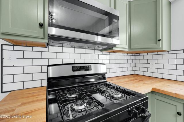 5202 Rodgers Rd, Louisville, KY 40258
