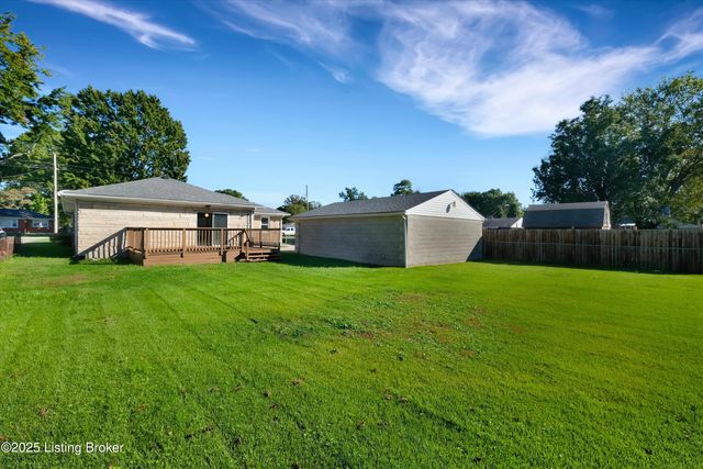 5202 Rodgers Rd, Louisville, KY 40258