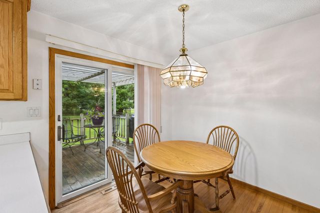 3609 Rolling View Drive, White Bear Lake, MN 55110