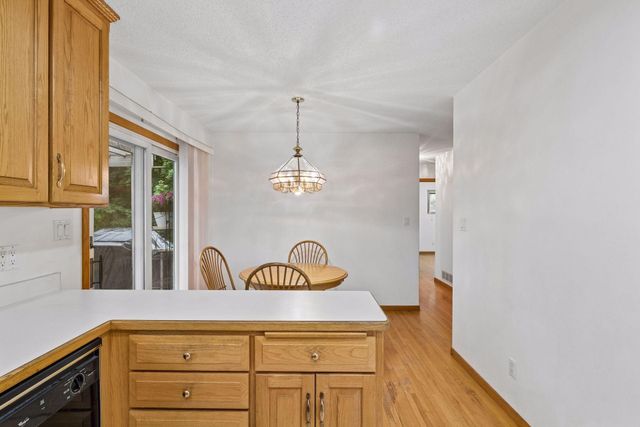 3609 Rolling View Drive, White Bear Lake, MN 55110
