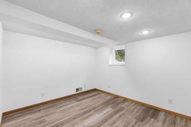 3609 Rolling View Drive, White Bear Lake, MN 55110