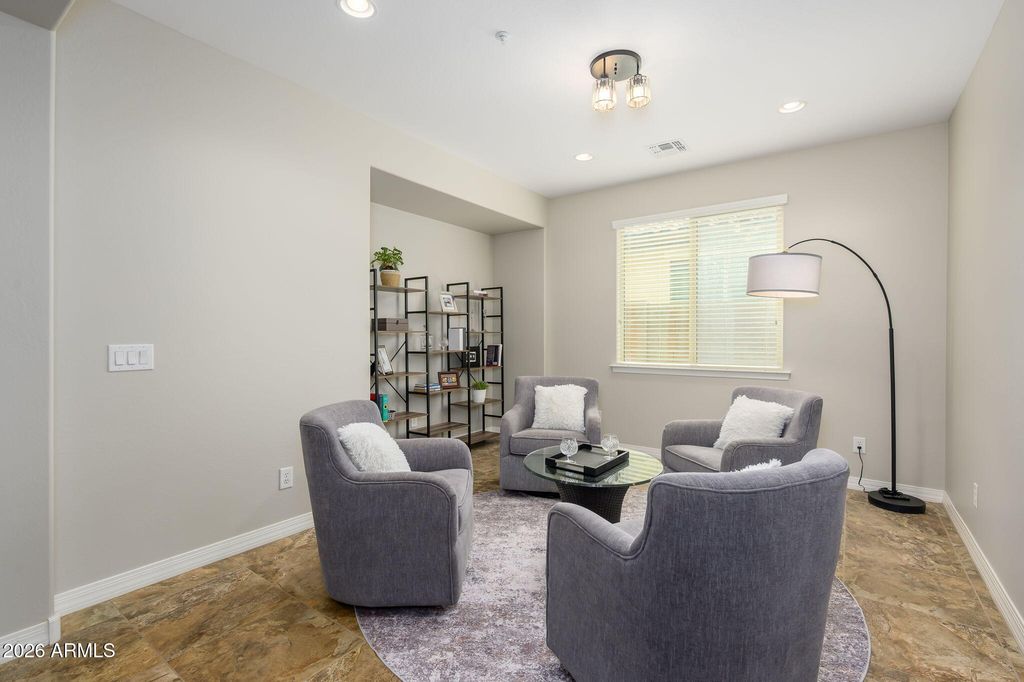 Image 6 of property listing at 4597 E Waterman Street, Gilbert, AZ 85297