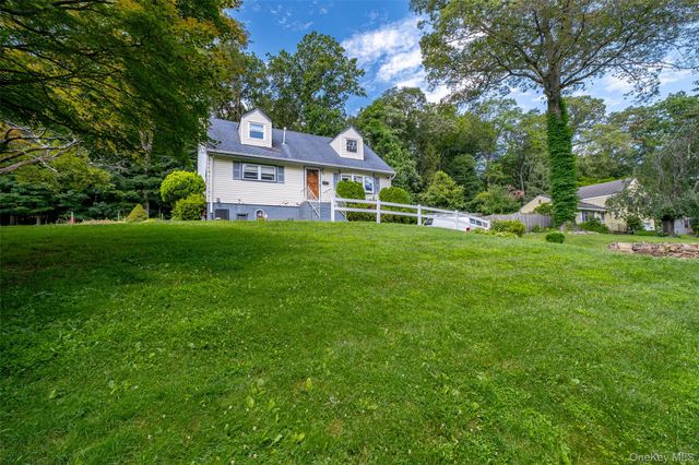 32 Badger Street, New City, NY 10956