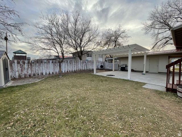 978 N TREMONT ST, Tremonton, UT 84337