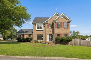 799 Jaywood Dr, Old Hickory, TN 37138