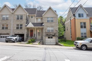 232 Dinwiddie St, Hill District, PA 15219