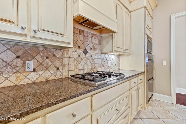 812 Norwich Drive, Madison, MS 39110