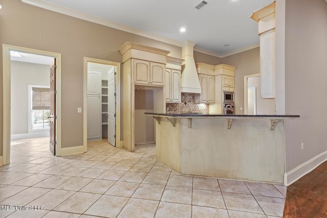 812 Norwich Drive, Madison, MS 39110