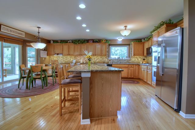 6833 N Meadows Pass, Webster Twp, MI 48130
