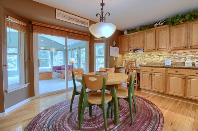 6833 N Meadows Pass, Webster Twp, MI 48130