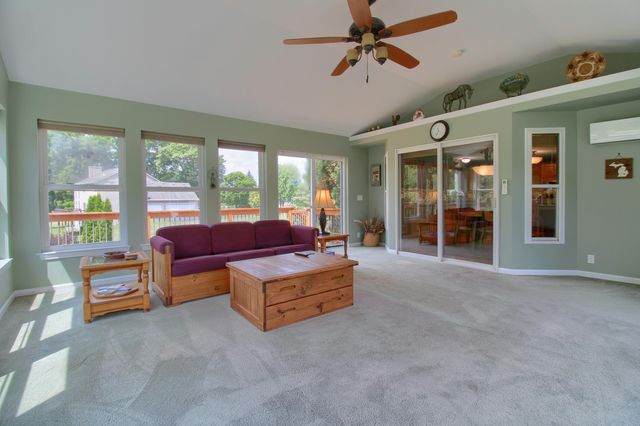 6833 N Meadows Pass, Webster Twp, MI 48130