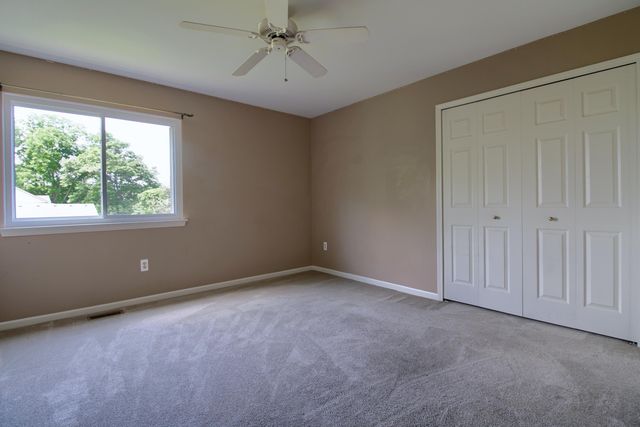 6833 N Meadows Pass, Webster Twp, MI 48130