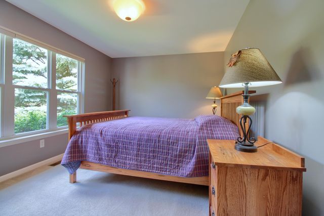 6833 N Meadows Pass, Webster Twp, MI 48130