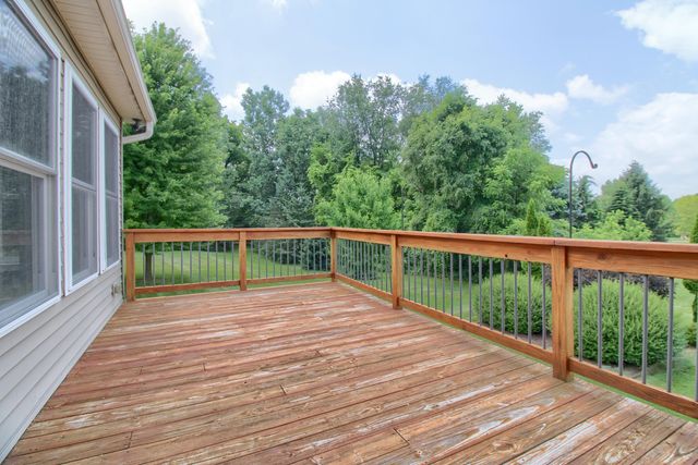 6833 N Meadows Pass, Webster Twp, MI 48130