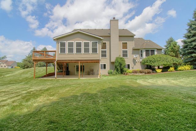 6833 N Meadows Pass, Webster Twp, MI 48130