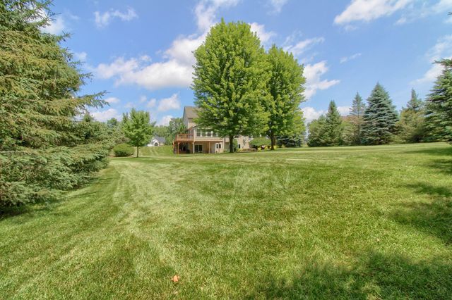 6833 N Meadows Pass, Webster Twp, MI 48130