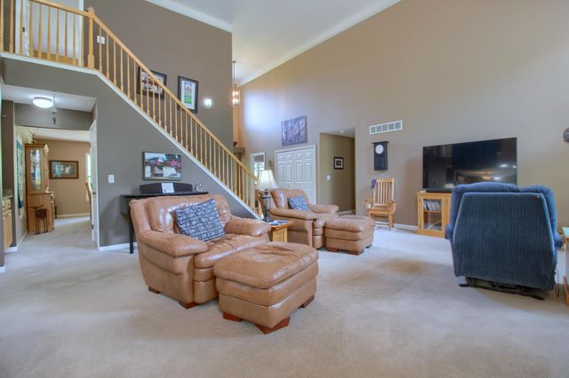 6833 N Meadows Pass, Webster Twp, MI 48130