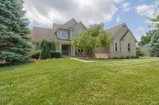 6833 N Meadows Pass, Webster Twp, MI 48130