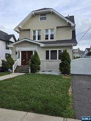 620 Park Avenue, Elizabeth, NJ 07208