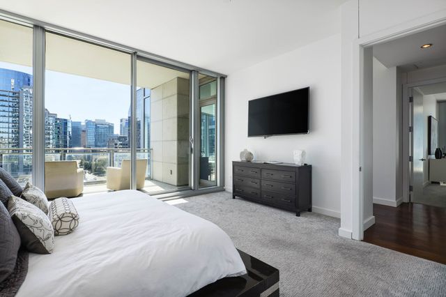 2900 Mckinnon Street 801, Dallas, TX 75201