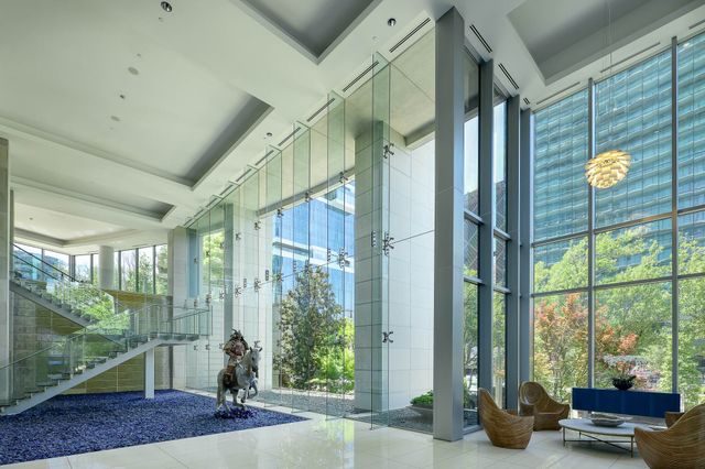 2900 Mckinnon Street 801, Dallas, TX 75201