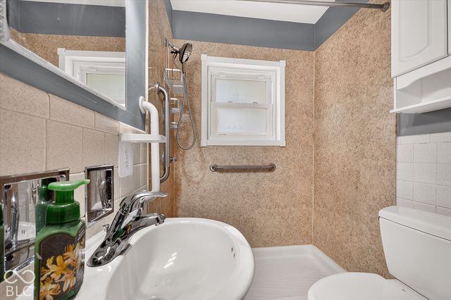 5684 Norwaldo Avenue, Indianapolis, IN 46220