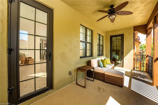 9054 Capistrano ST N # 4002, Naples, FL 34113